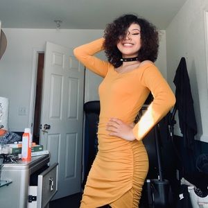 Meet your Posher, Alicia